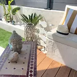 Jolie Petite Suite Cote D\'Azur.