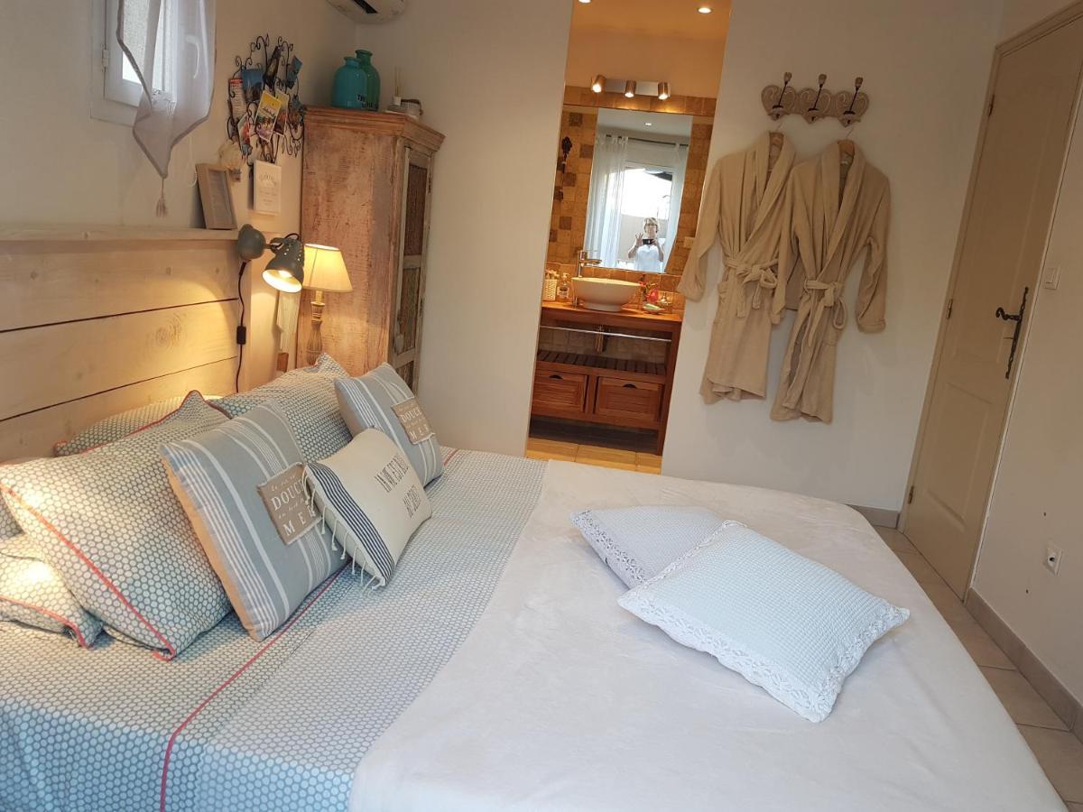 Bed & Breakfast Jolie Petite Cote D'azur. *